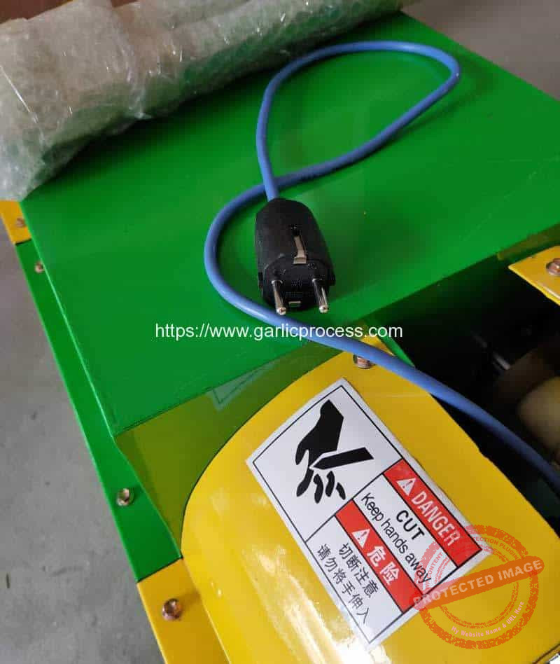 Automatic-Garlic-Root-and-Stem-Cutting-Machine-Plug-for-Lithuania